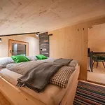 Raneburg 4 Almhaus *
