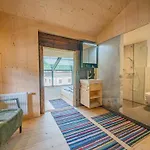 Raneburg 4 Almhaus Domek alpejski Matrei in Osttirol