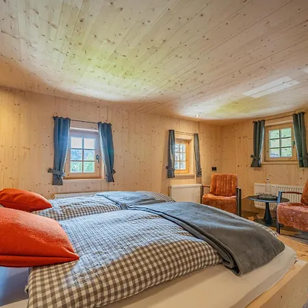 בקתה Raneburg 4 Almhaus מטרי אין אוסטירול