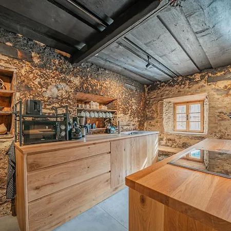 Raneburg 4 Almhaus מטרי אין אוסטירול