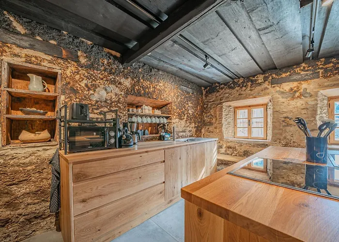 Raneburg 4 Almhaus *